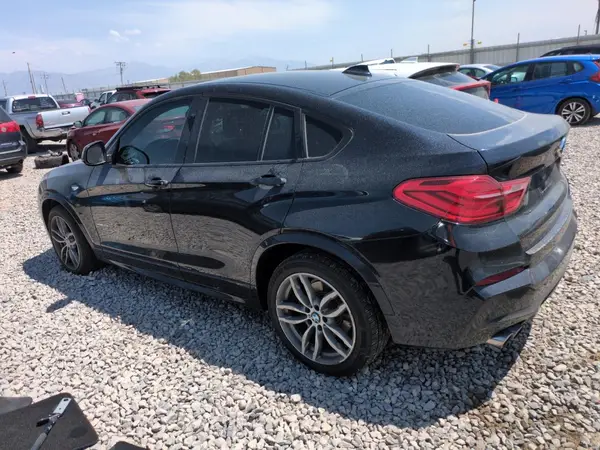 5UXXW3C53H0T78765 2017 BMW X4 - Image 2