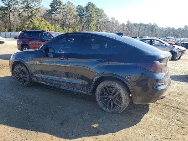 5UXXW3C53J0T80747 2018 BMW X4 - Image 2