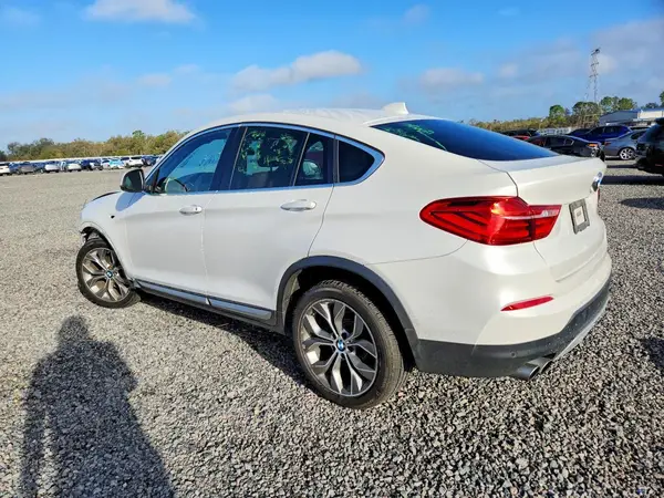 5UXXW3C53J0T82420 2018 BMW X4 - Image 2