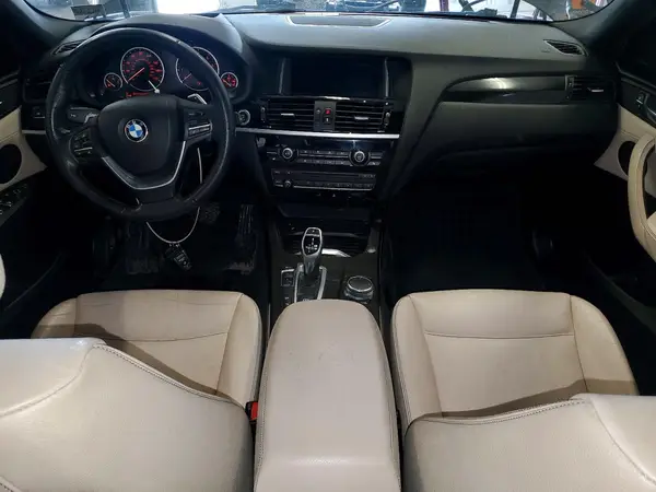 5UXXW3C53J0T82756 2018 BMW X4 - Image 8