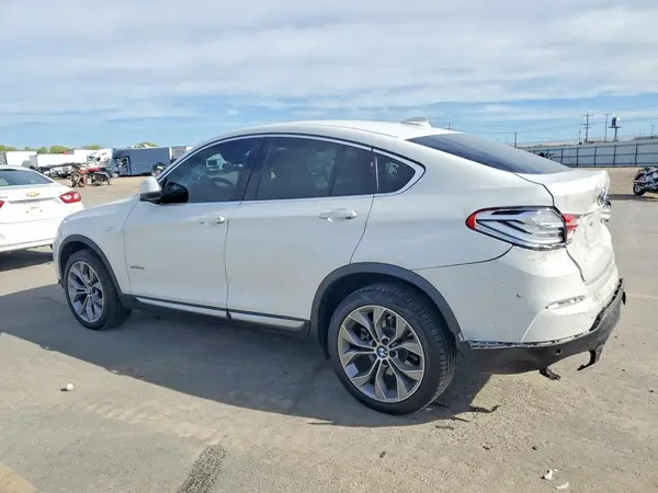 5UXXW3C53J0Z59916 2018 BMW X4 - Image 2