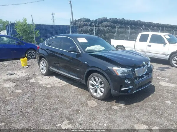 5UXXW3C53J0Z60712 2018 BMW X4 - Image 1