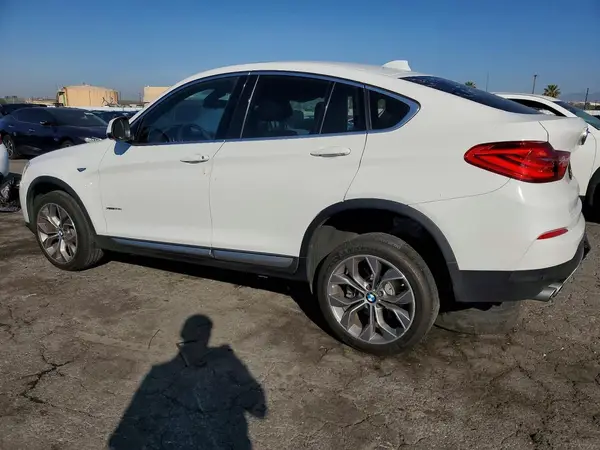 5UXXW3C54J0T80885 2018 BMW X4 - Image 2