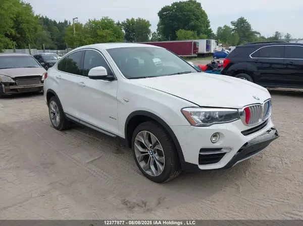 5UXXW3C54J0T81566 2018 BMW X4 - Image 1