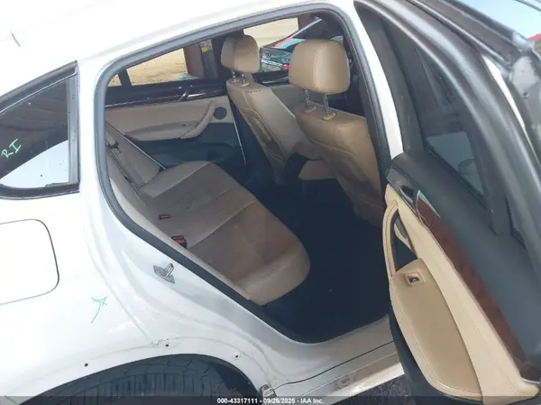 5UXXW3C55G0R20124 2016 BMW X4 - Image 8