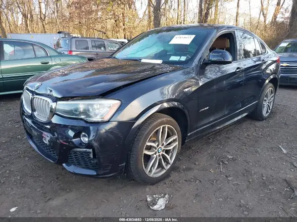 5UXXW3C55G0R20365 2016 BMW X4 - Image 2