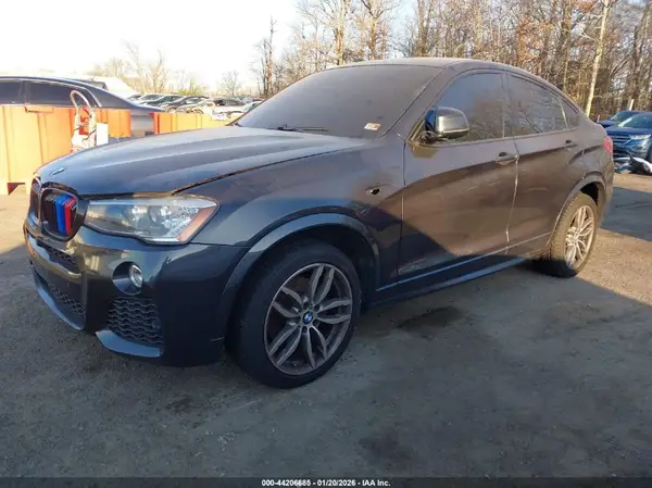 5UXXW3C55H0T77715 2017 BMW X4 - Image 2