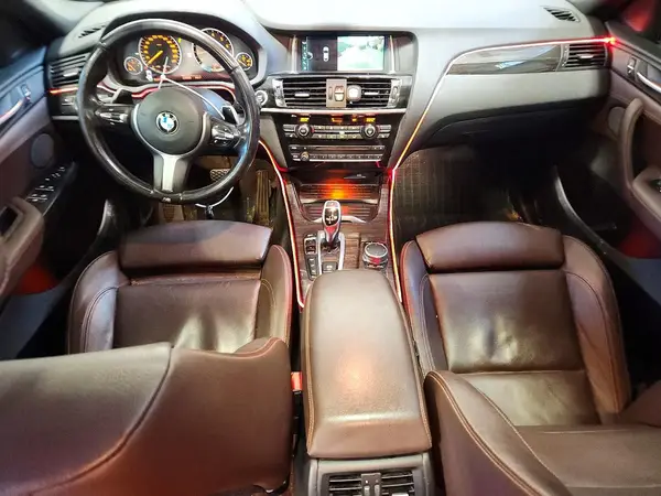 5UXXW3C55H0T78010 2017 BMW X4 - Image 8