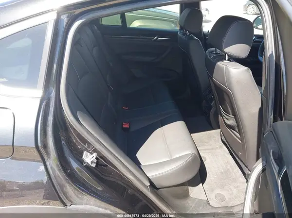 5UXXW3C55J0Y66105 2018 BMW X4 - Image 8