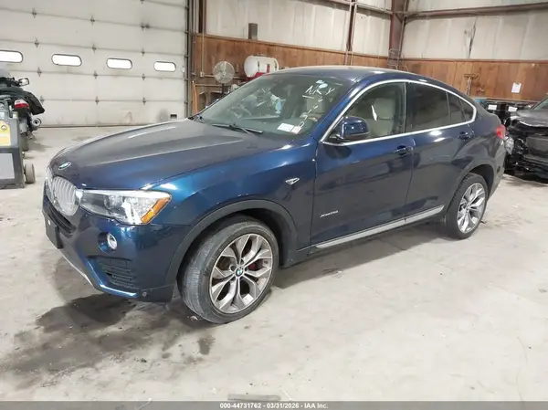 5UXXW3C55J0Y66170 2018 BMW X4 - Image 2