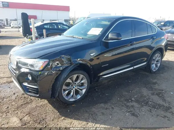 5UXXW3C55J0Y66248 2018 BMW X4 - Image 2