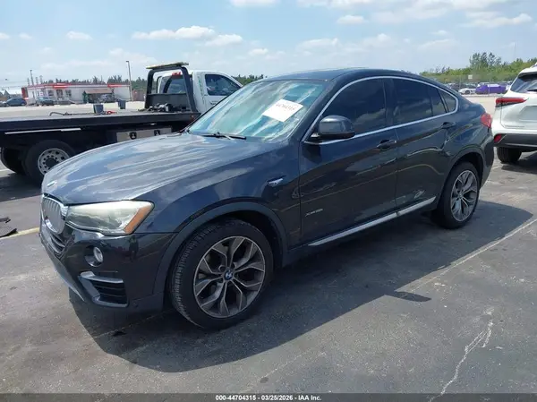 5UXXW3C56G0M90233 2016 BMW X4 - Image 2