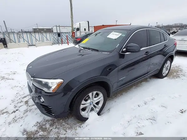 5UXXW3C56G0R22030 2016 BMW X4 - Image 2