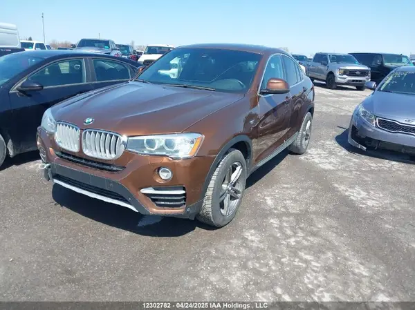5UXXW3C56H0R23230 2017 BMW X4 - Image 2