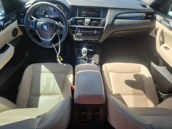 5UXXW3C56J0T82735 2018 BMW X4 - Image 8