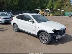 5UXXW3C56J0T82797 2018 BMW X4