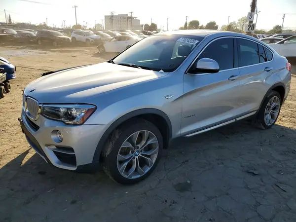 5UXXW3C56J0Y65867 2018 BMW X4 - Image 1
