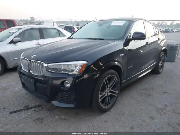 5UXXW3C56J0Y66565 2018 BMW X4 - Image 2