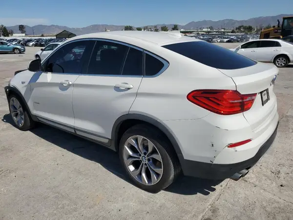 5UXXW3C56J0Z60137 2018 BMW X4 - Image 2