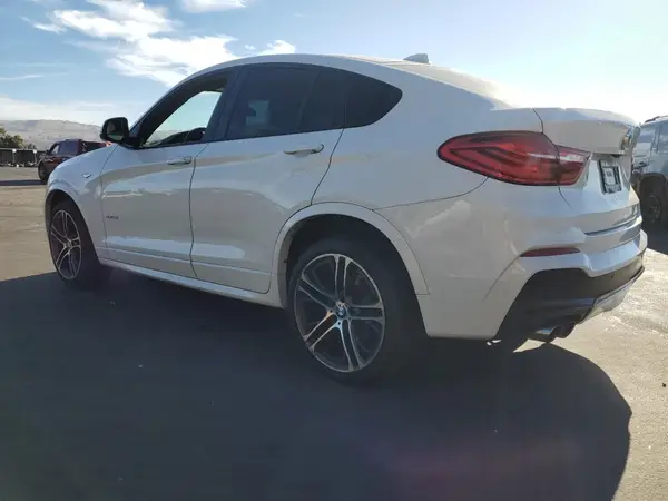 5UXXW3C57G0M89608 2016 BMW X4 - Image 2