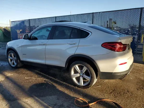 5UXXW3C57G0M89818 2016 BMW X4 - Image 2
