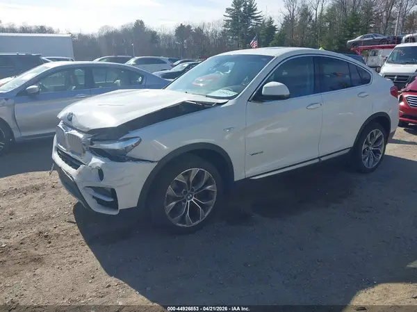 5UXXW3C57G0R18598 2016 BMW X4 - Image 2