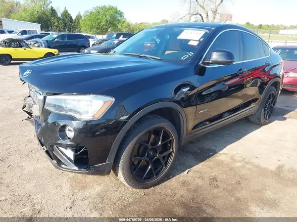 5UXXW3C57H0T77862 2017 BMW X4 - Image 2