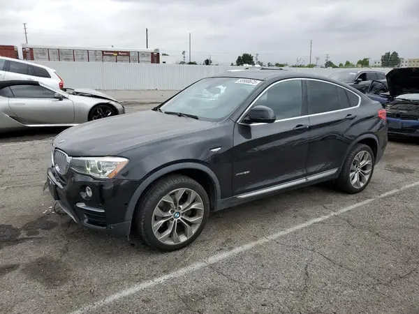 5UXXW3C57J0T82047 2018 BMW X4 - Image 1