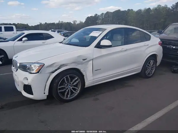 5UXXW3C58G0M90332 2016 BMW X4 - Image 2