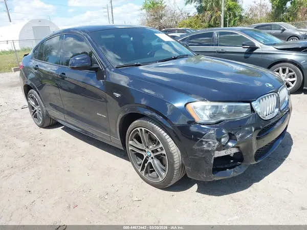 5UXXW3C58G0R18609 2016 BMW X4 - Image 1