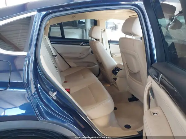 5UXXW3C58G0R20117 2016 BMW X4 - Image 8