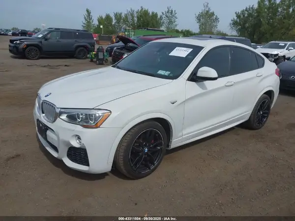 5UXXW3C58H0T78695 2017 BMW X4 - Image 2