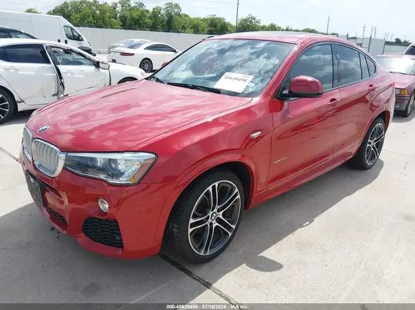 5UXXW3C58J0T82168 2018 BMW X4 - Image 2