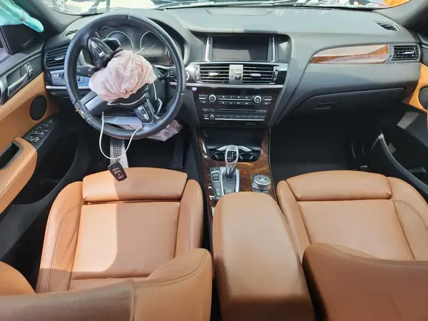 5UXXW3C59J0T82339 2018 BMW X4 - Image 8