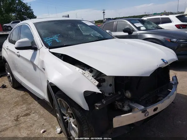 5UXXW3C59J0Y66057 2018 BMW X4 - Image 1