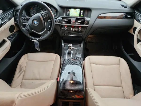 5UXXW3C5XG0R20586 2016 BMW X4 - Image 8