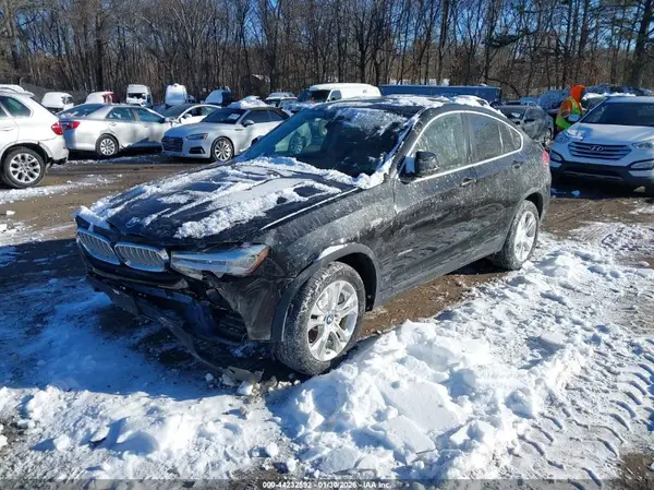5UXXW3C5XG0R20801 2016 BMW X4 - Image 2