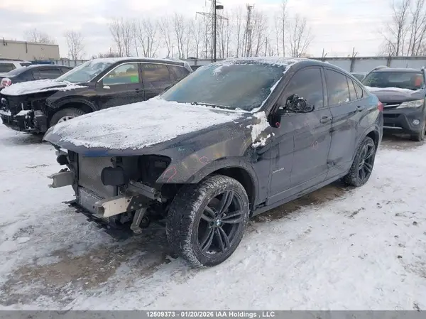 5UXXW3C5XG0R21852 2016 BMW X4 - Image 2