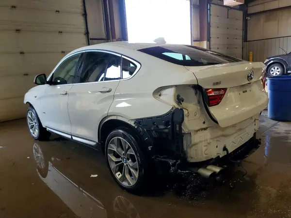 5UXXW3C5XG0R22743 2016 BMW X4 - Image 2
