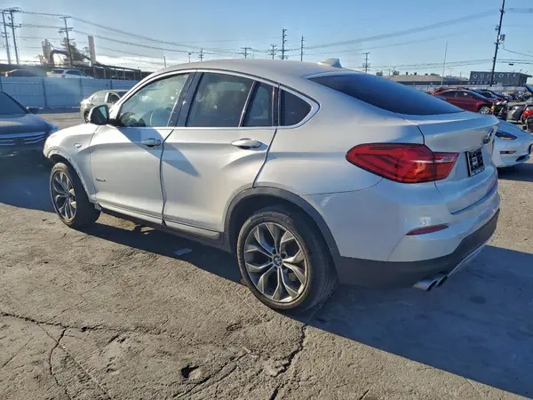 5UXXW3C5XJ0T82074 2018 BMW X4 - Image 2