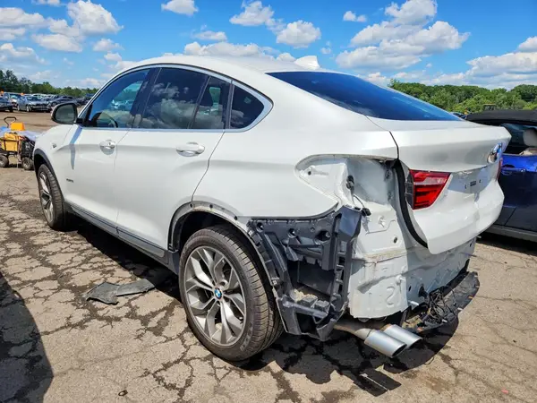 5UXXW3C5XJ0Z59850 2018 BMW X4 - Image 2