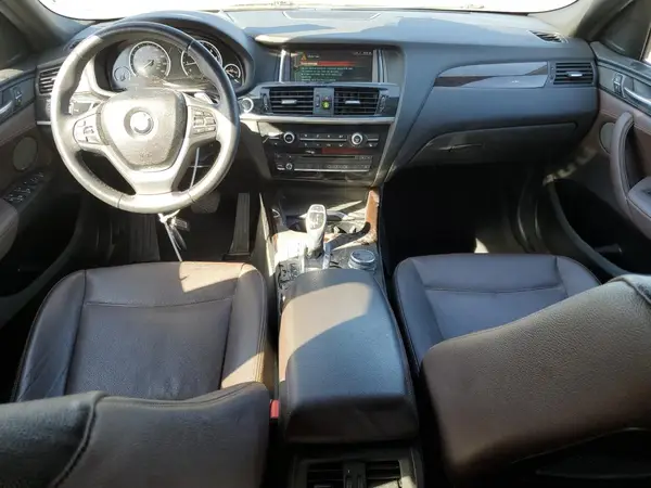 5UXXW3C5XJ0Z60657 2018 BMW X4 - Image 8