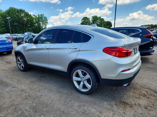 5UXXW5C50G0N92123 2016 BMW X4 - Image 2