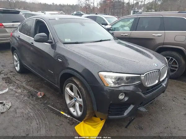 5UXXW5C51G0N92986 2016 BMW X4 - Image 1