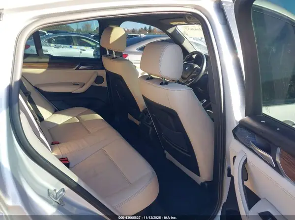 5UXXW5C52G0N91541 2016 BMW X4 - Image 8