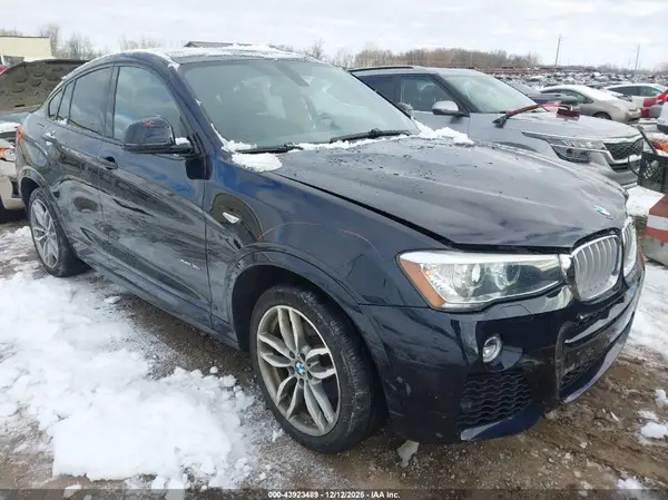 5UXXW5C54G0N91623 2016 BMW X4 - Image 1