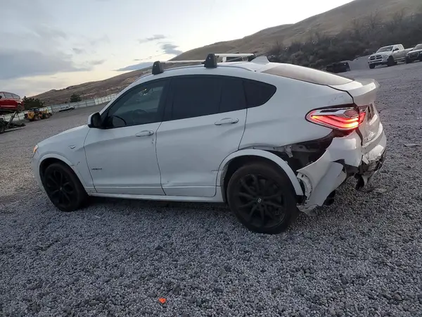 5UXXW5C54G0N92268 2016 BMW X4 - Image 2