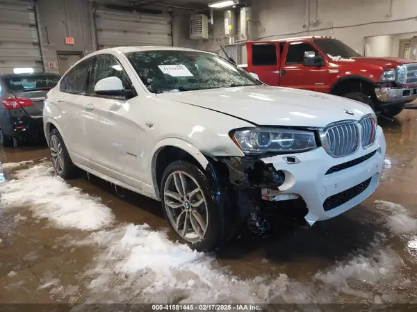 5UXXW5C54G0N92321 2016 BMW X4 - Image 1