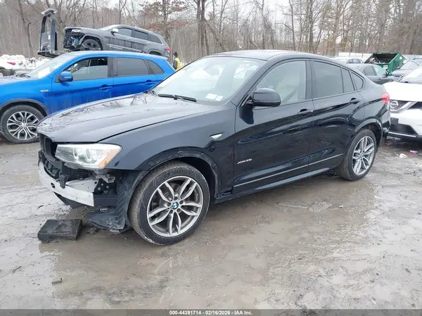 5UXXW5C56G0N91753 2016 BMW X4 - Image 2