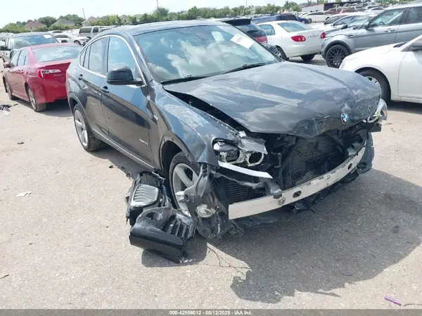 5UXXW5C59G0N91696 2016 BMW X4 - Image 1